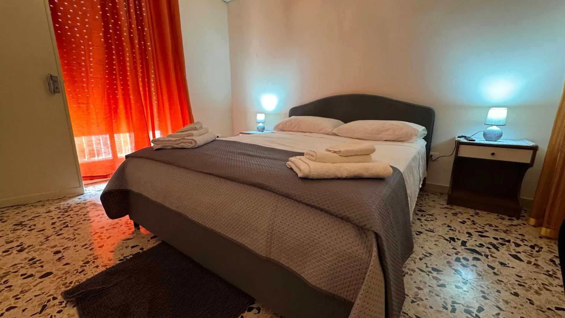 Avola Center Home
